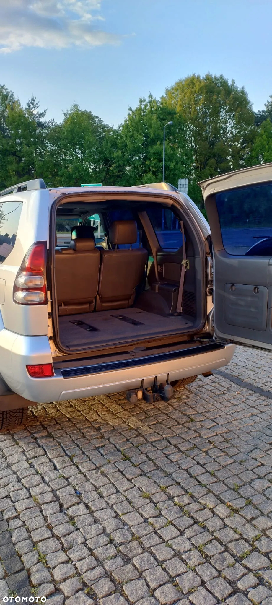 Toyota Land Cruiser - 7