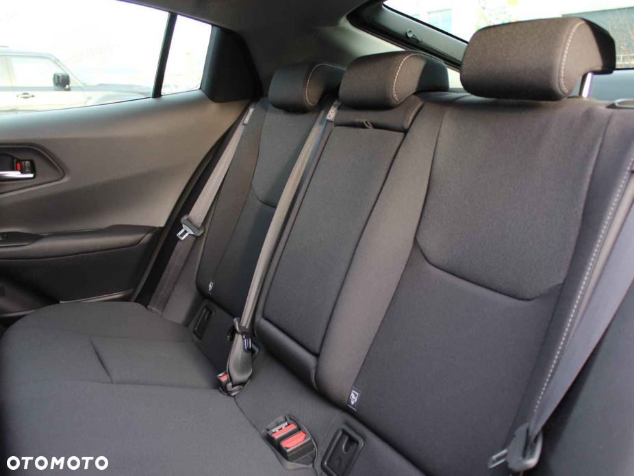 Toyota Prius - 16