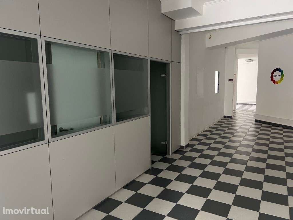 Loja com 252 m2 - Grande imagem: 5/13