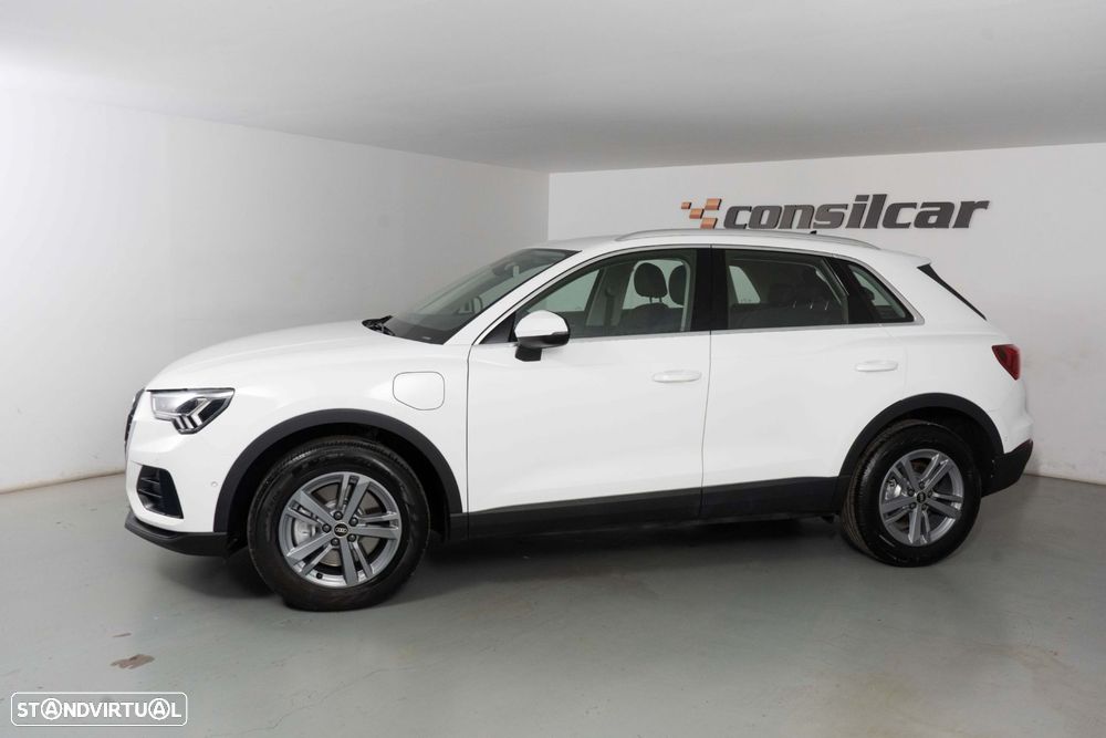 Audi Q3 45 TFSIe S tronic - 7