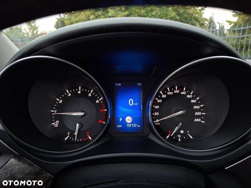 Toyota Avensis 2.0 Prestige MS - 18