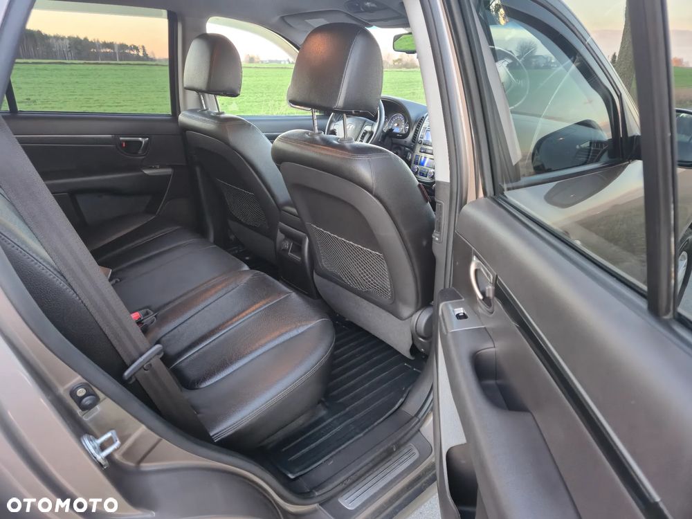 Hyundai Santa Fe - 9