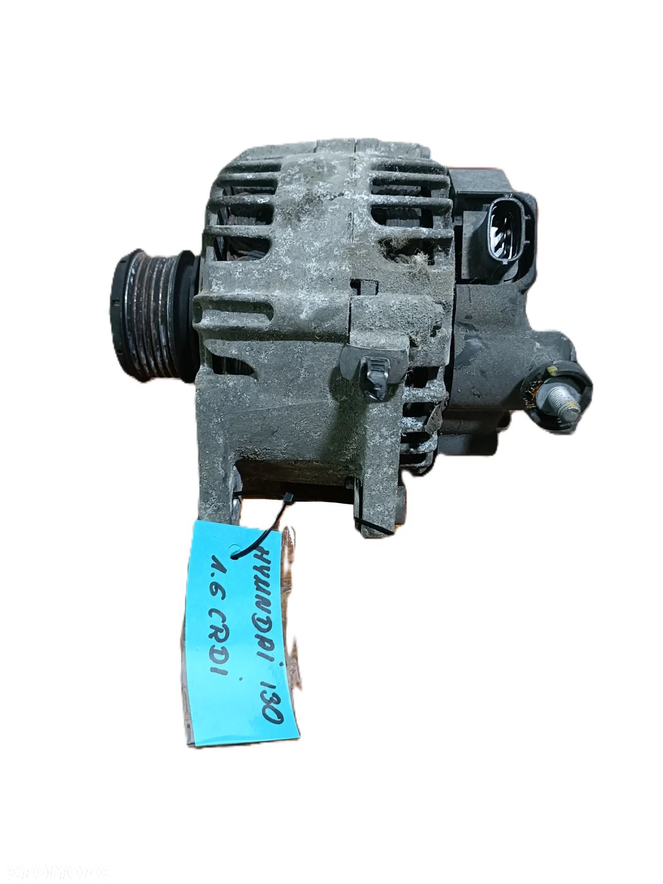 HYUNDAI i30 I 07-12 1,6 CRDI alternator VALEO 37300-2A600 * - 1