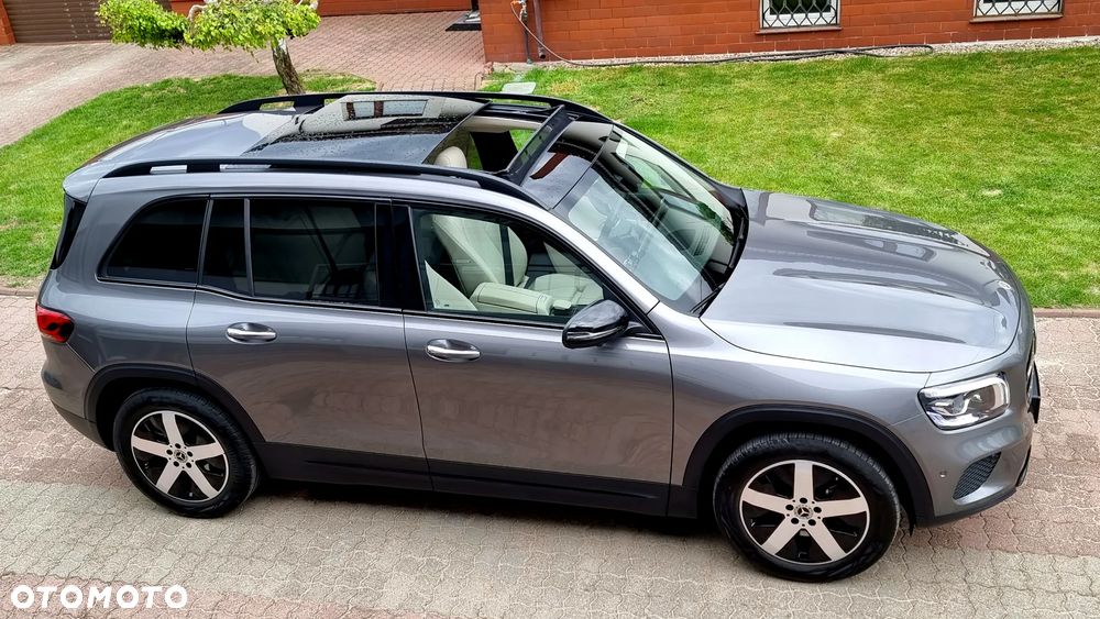 Mercedes-Benz GLB 250 4-Matic AMG Line 8G-DCT - 23