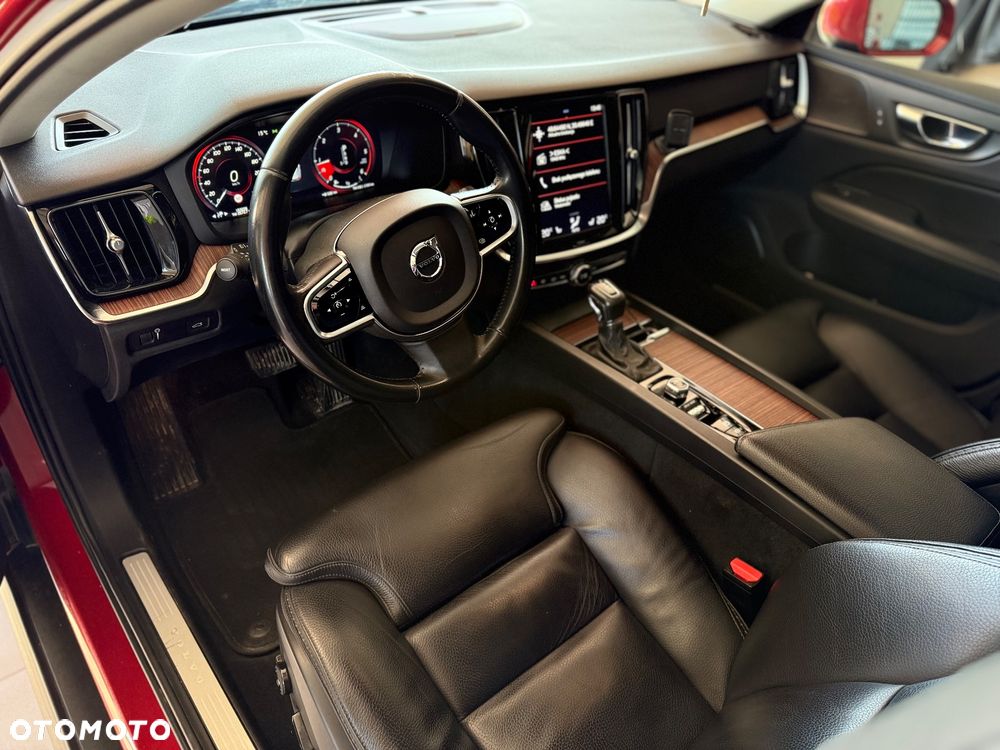Volvo V60 Cross Country D4 AWD Geartronic Pro - 20