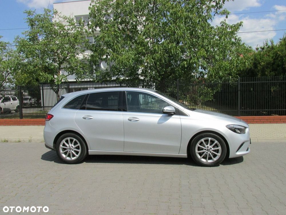 Mercedes-Benz Klasa B 200 d Progressive 8G-DCT - 4