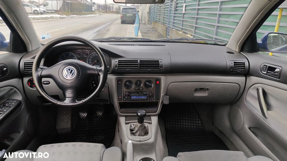Volkswagen Passat 1.9TDI Comfortline - 9