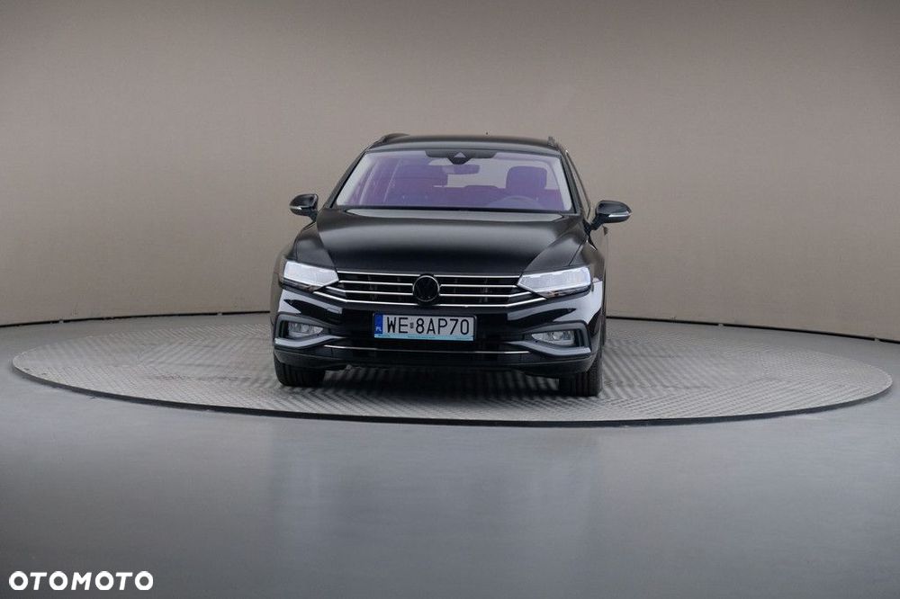 Volkswagen Passat Variant 2024 photo 3