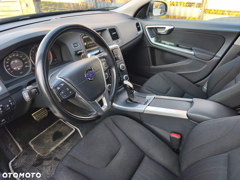 Volvo V60 - 17