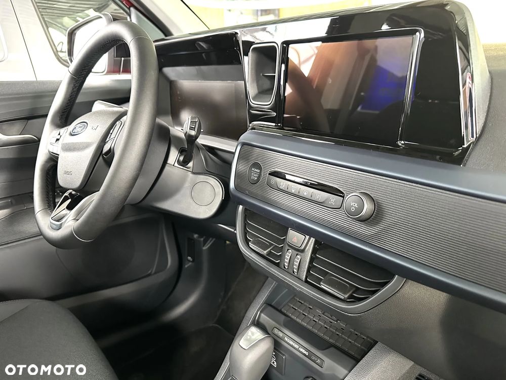 Ford Tourneo - 16