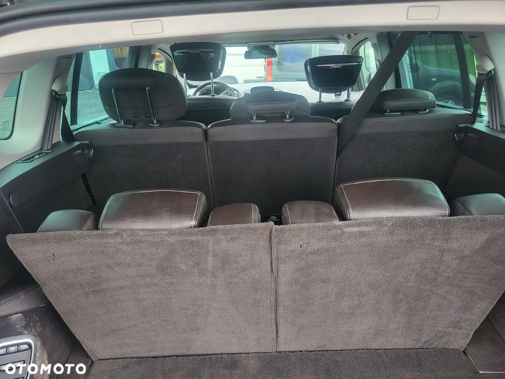 Renault Espace 1.6 dCi Energy Initiale Paris EDC 7os - 5