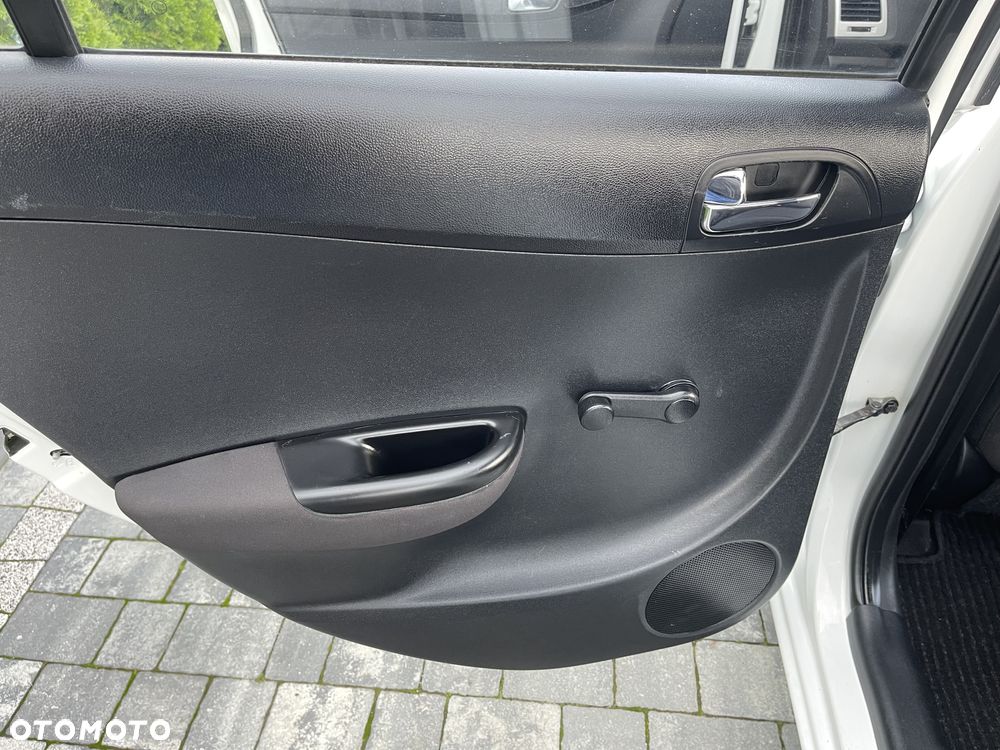 Hyundai i20 - 23