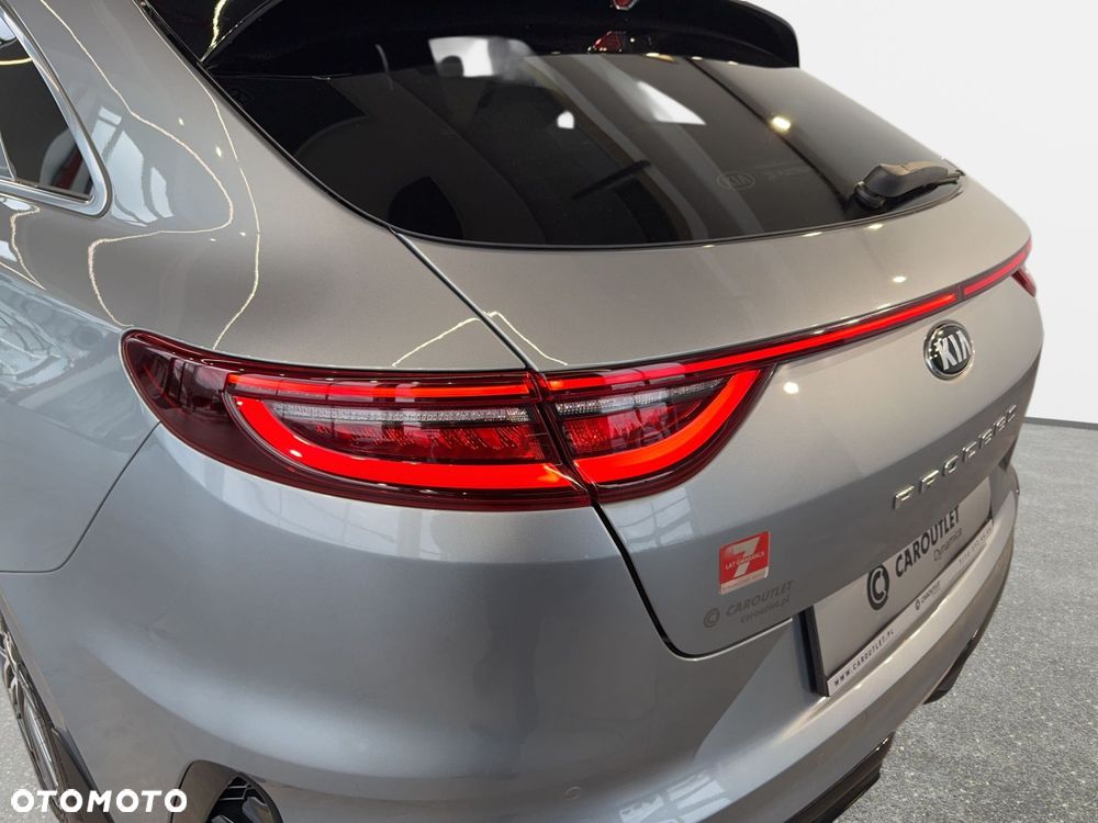 Kia ProCeed - 12