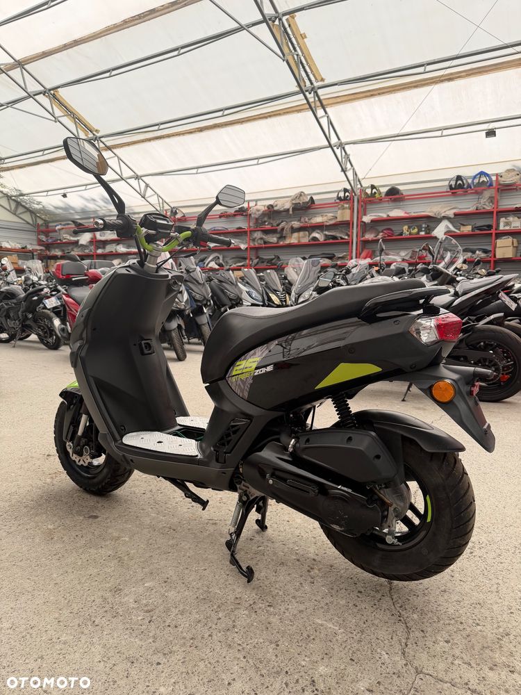 Peugeot Street Zone - 6