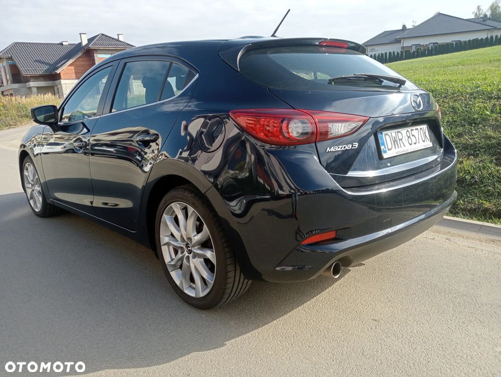 Mazda 3 - 5