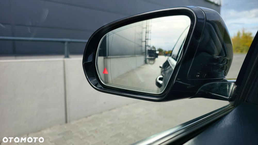 Mercedes-Benz Klasa E 300 d 9G-TRONIC Avantgarde - 28