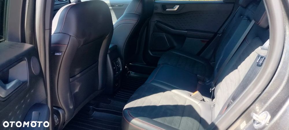Ford Kuga - 11