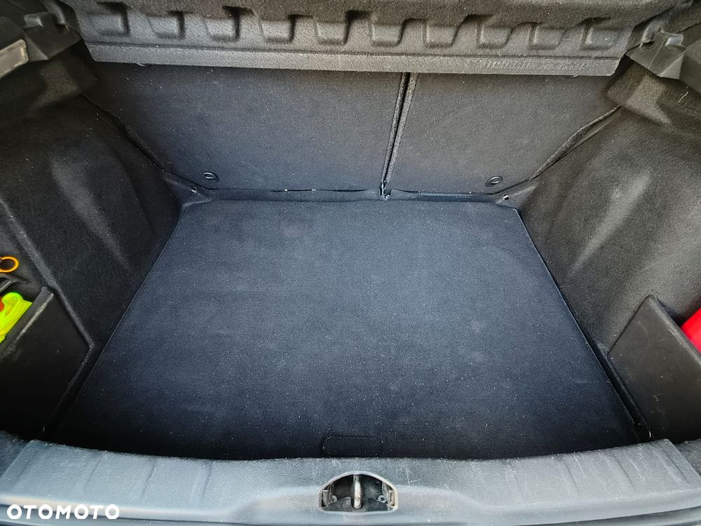 Citroën C4 1.6 HDi FAP EGS6 Confort - 20