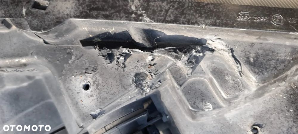 Megane 2 FL Maska przód Klapa bagażnika tył Reflektor przód lewy prawy - 11
