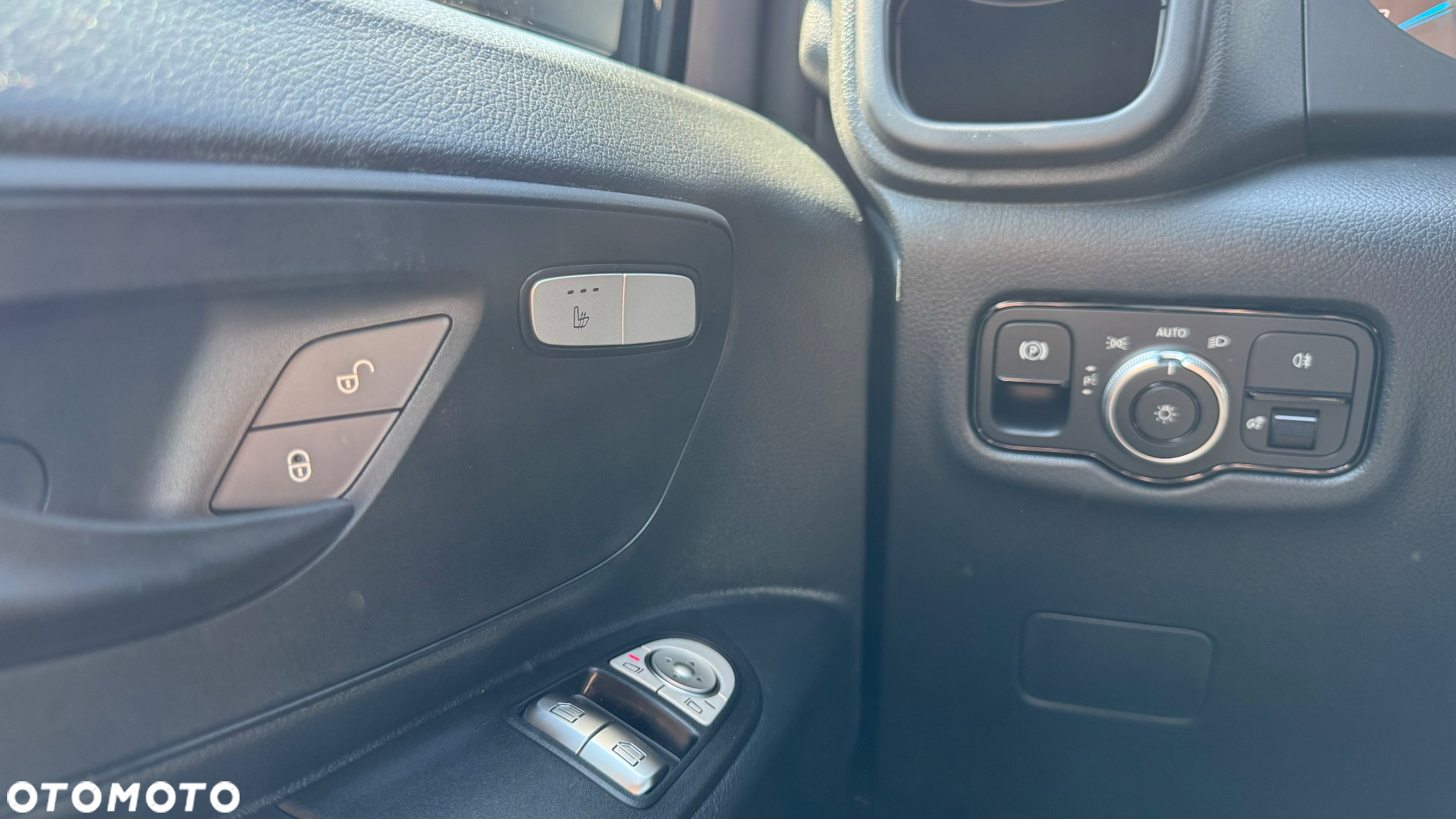 Mercedes-Benz Vito 112e eVito Furgon długi - 15