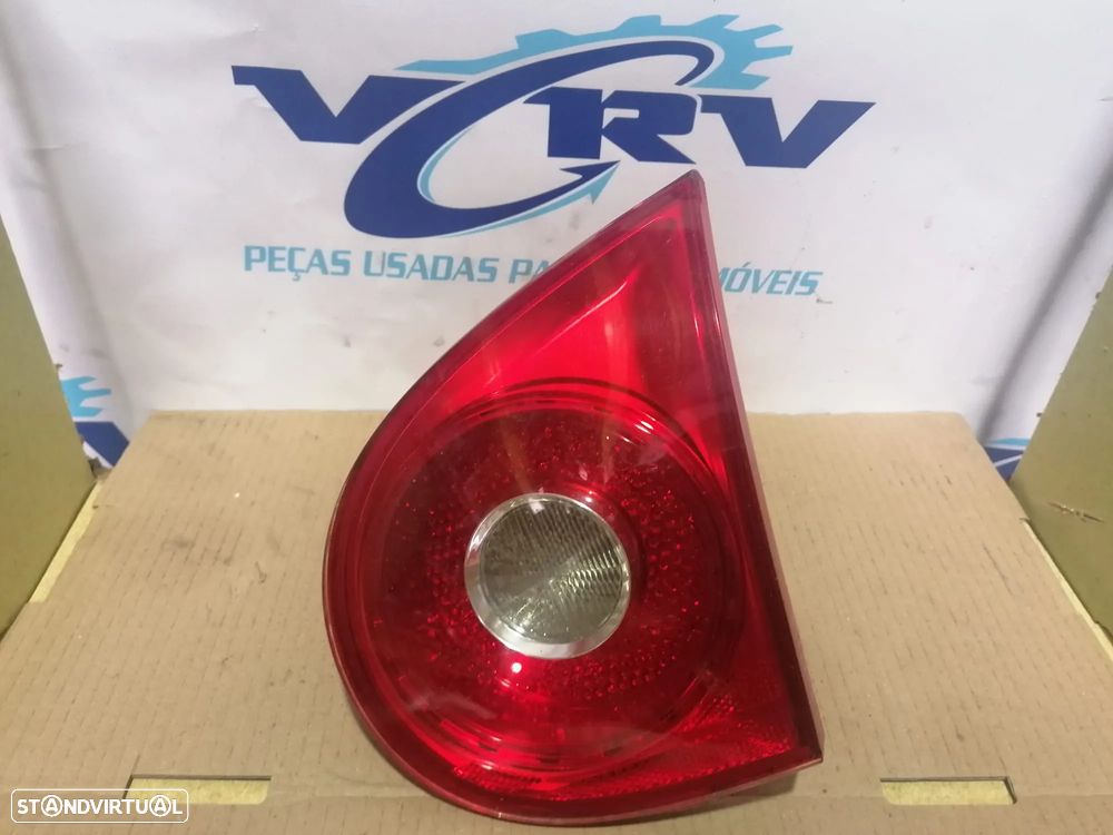 Farolim traseiro direito VW Golf V Mala (2003-2008) - 1