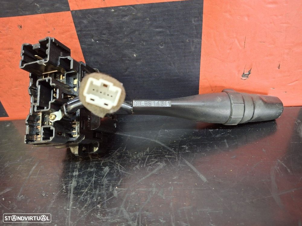 Comutador Piscas/Luzes Nissan Pick Up (D22) - 2