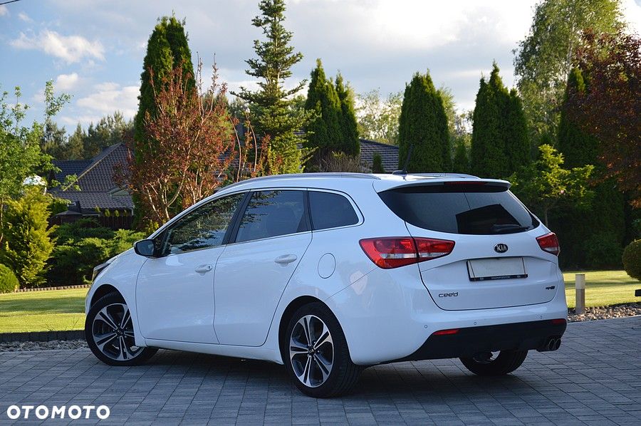 Kia Ceed 1.6 CRDi GT Line DCT - 10