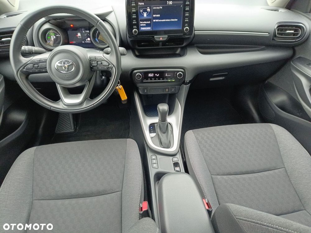 Toyota Yaris - 10