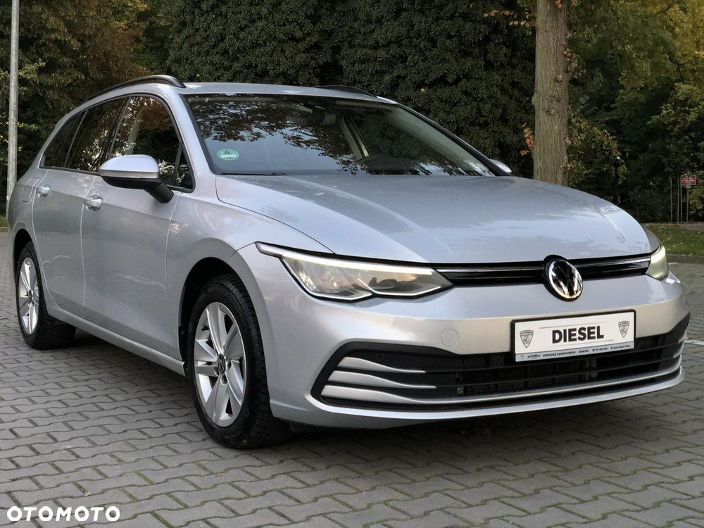 Volkswagen Golf - 6