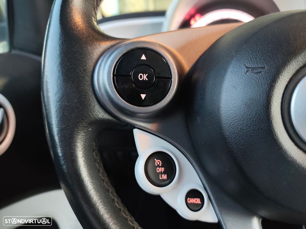 Smart ForTwo Coupé 1.0 Passion 71 - 24