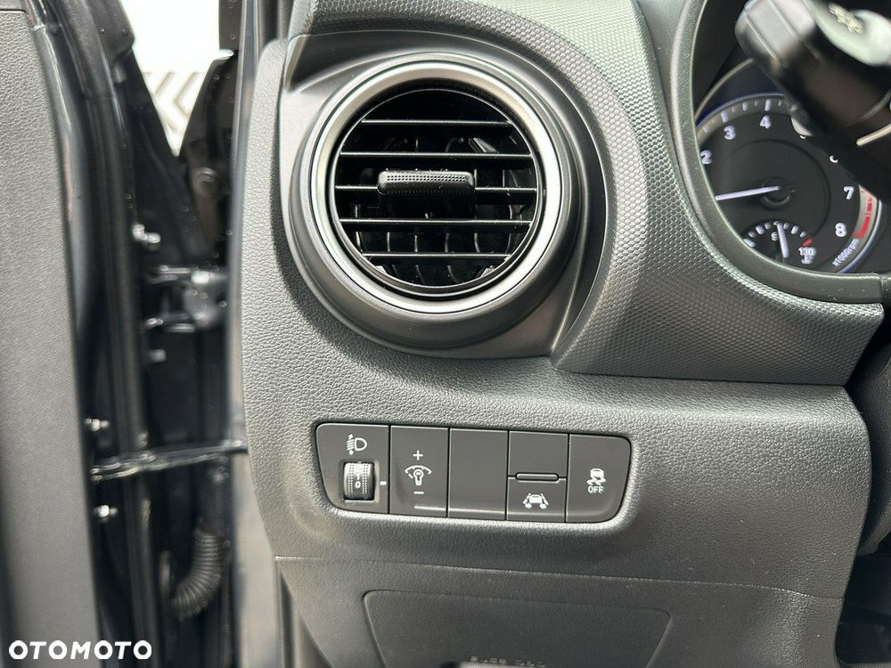 Hyundai Kona 1.6 T-GDI DCT Trend - 27