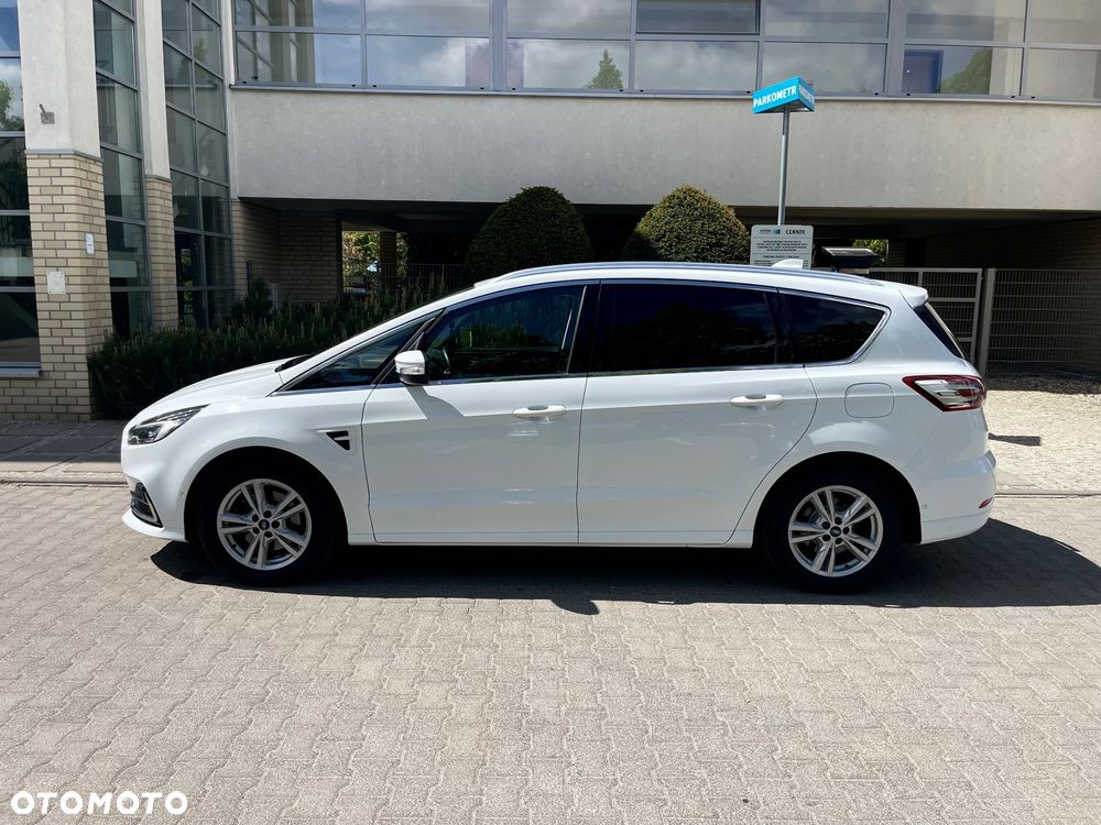 Ford S-Max - 13