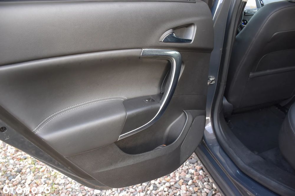 Opel Insignia 1.6 T Cosmo EU6 - 36