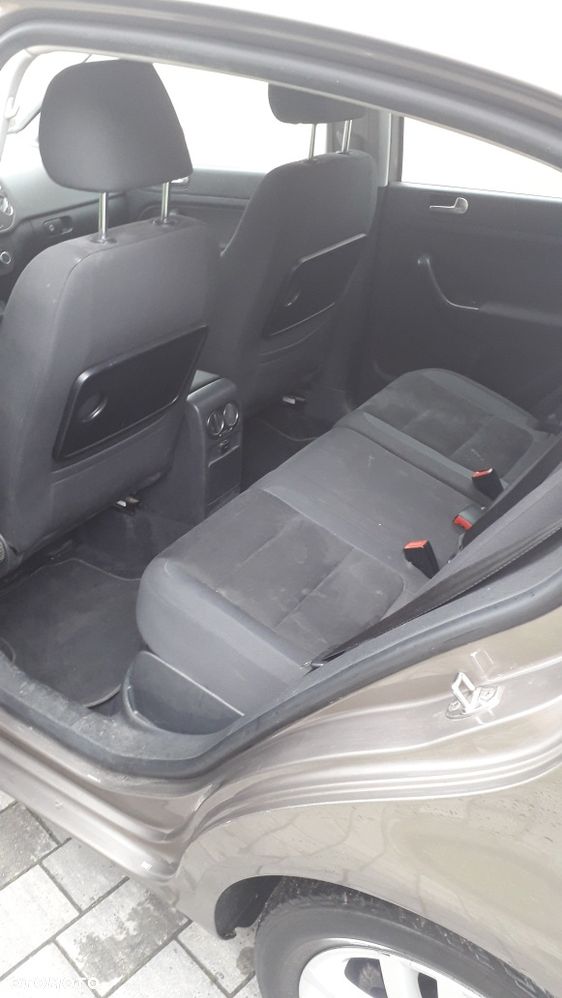 Volkswagen Golf Plus - 8