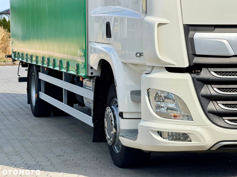 DAF CF 320 / FIRANKA / 18 EUROPALET / 280 TYŚ KM / AUTOMAT / SYPIALKA / DACH ZSUWANY / 2018 ROK - 17