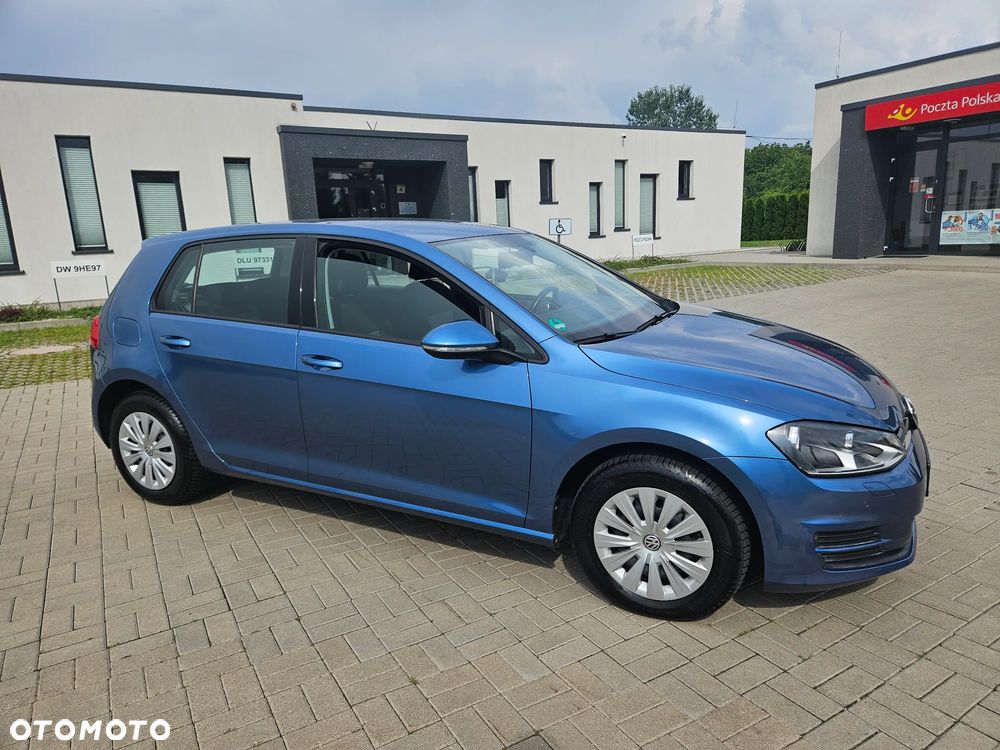 Volkswagen Golf - 2