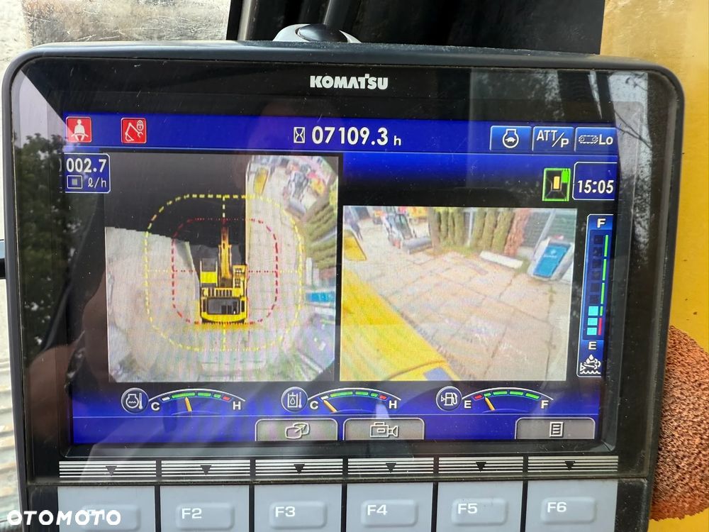 Komatsu PC 210 LC -11E0 - 5