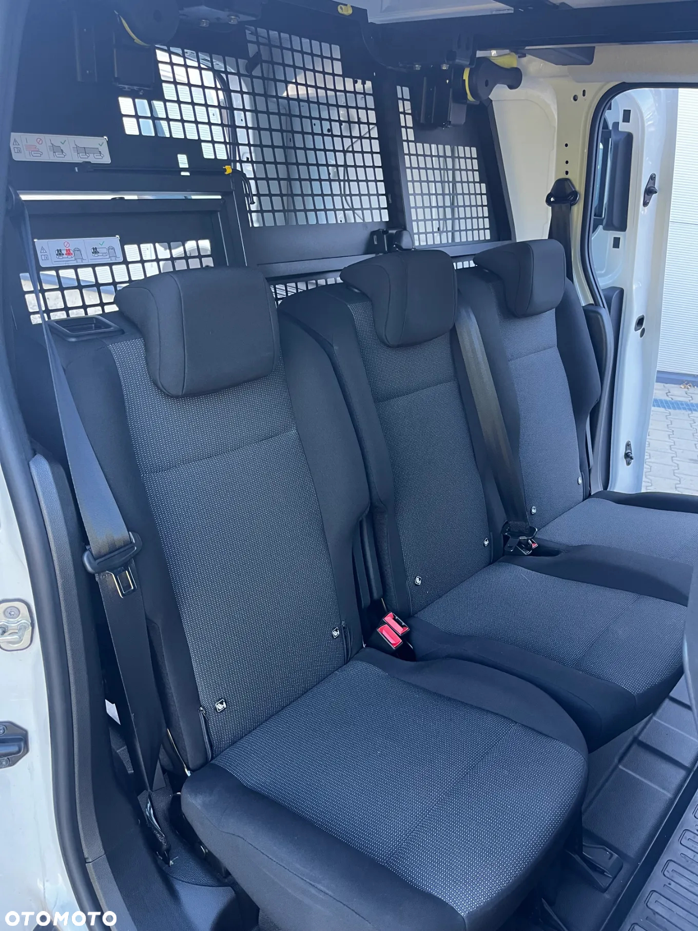 Toyota Proace City 1.5 D-4D Long 2,4t Active (bryg.) - 25