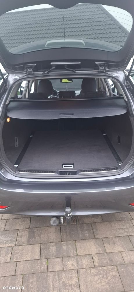 Toyota Avensis 2.0 D-4D Selection - 5