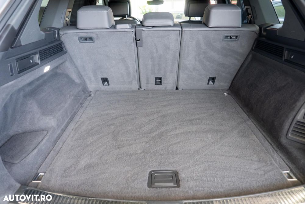 Volkswagen Touareg 3.0 V6 TDI 4Motion DPF Automatik R-Line - 16