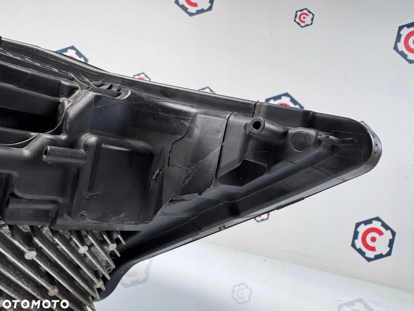 LAMPA LEWA PRZÓD AUDI A6 C8 MATRIX - 4