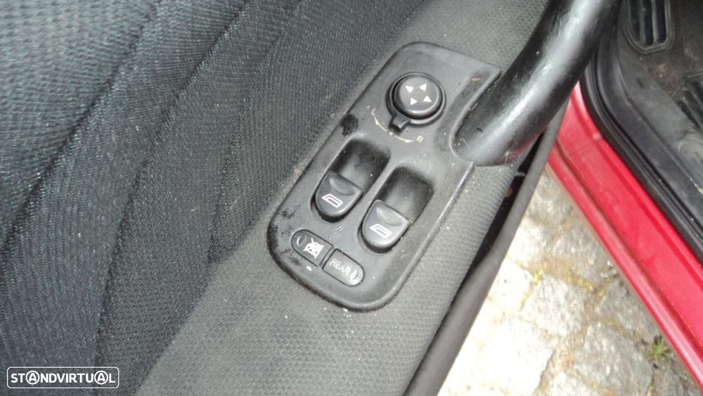 Alfa Romeo 147 1.9 JTD M 5P 2005 - Para Peças - 4