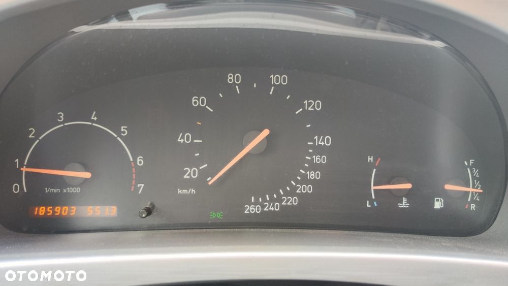 Saab 9-5 - 1