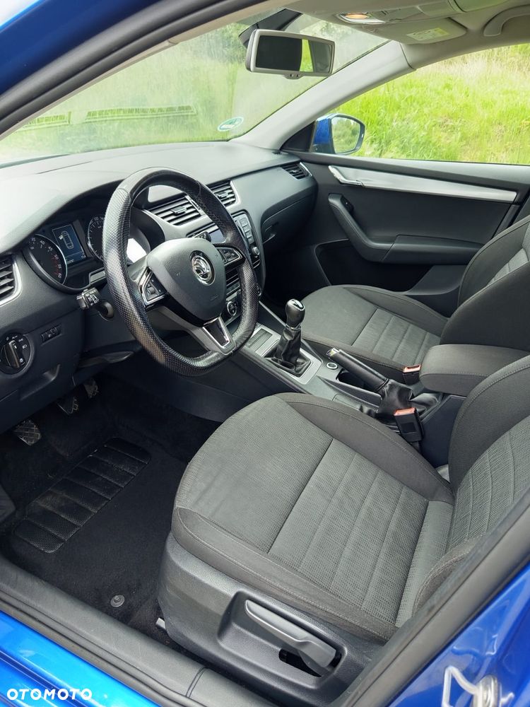 Skoda Octavia 1.6 TDI (Green tec) Style - 11