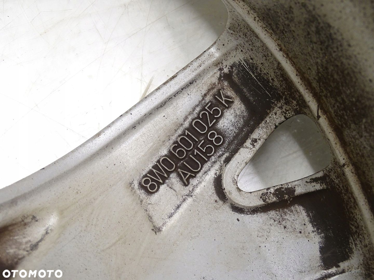 FELGA KOŁO ALUFELGA R17 AUDI A4 B9 A5 F5 8W 5X112 7.5J ET38 8W0601025K - 11