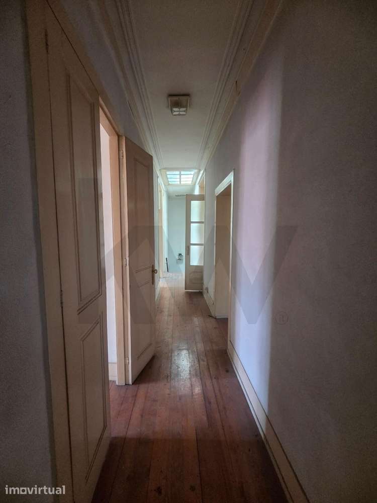 Oportunidade Única de Investimento | Prédio Misto | Campanhã | Porto - Grande imagem: 5/31