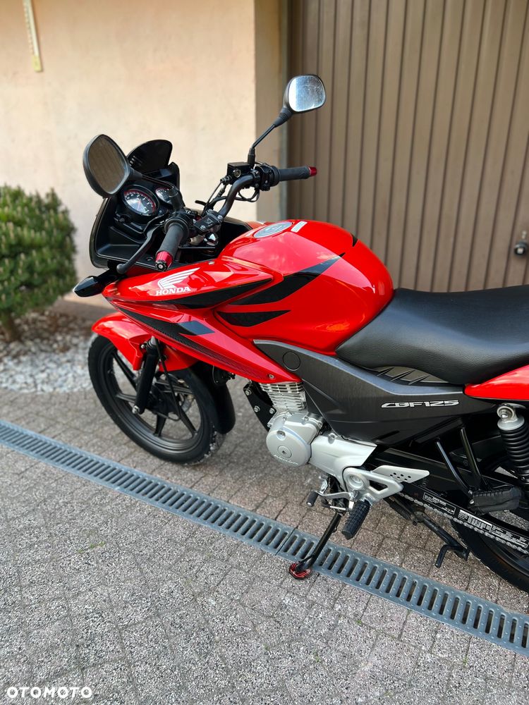 Honda CBF - 19