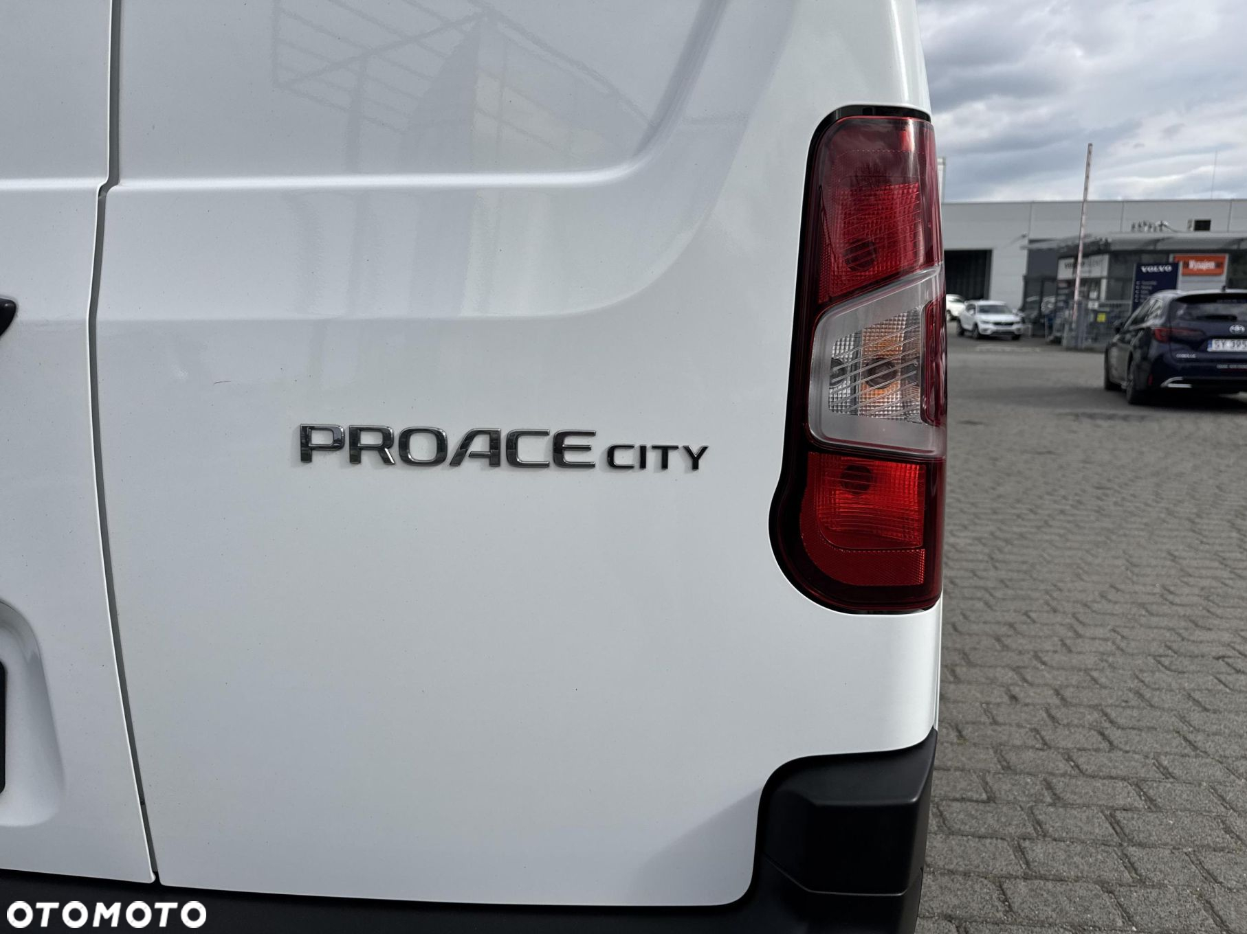 Toyota PROACE CITY - 12