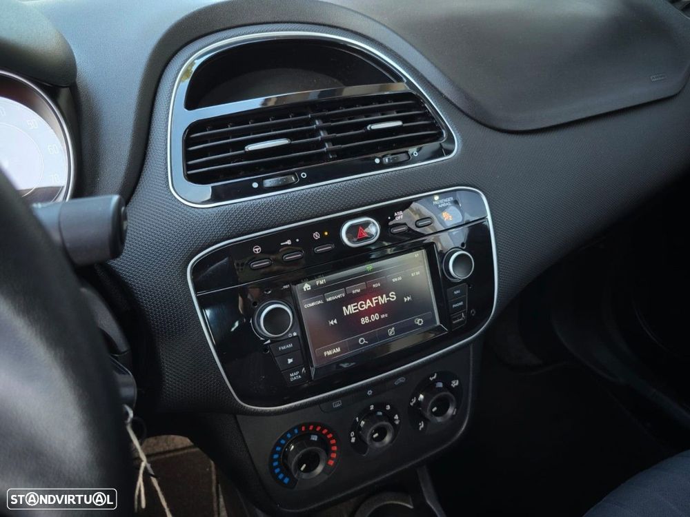 Fiat Punto 1.2 Easy S&S - 23