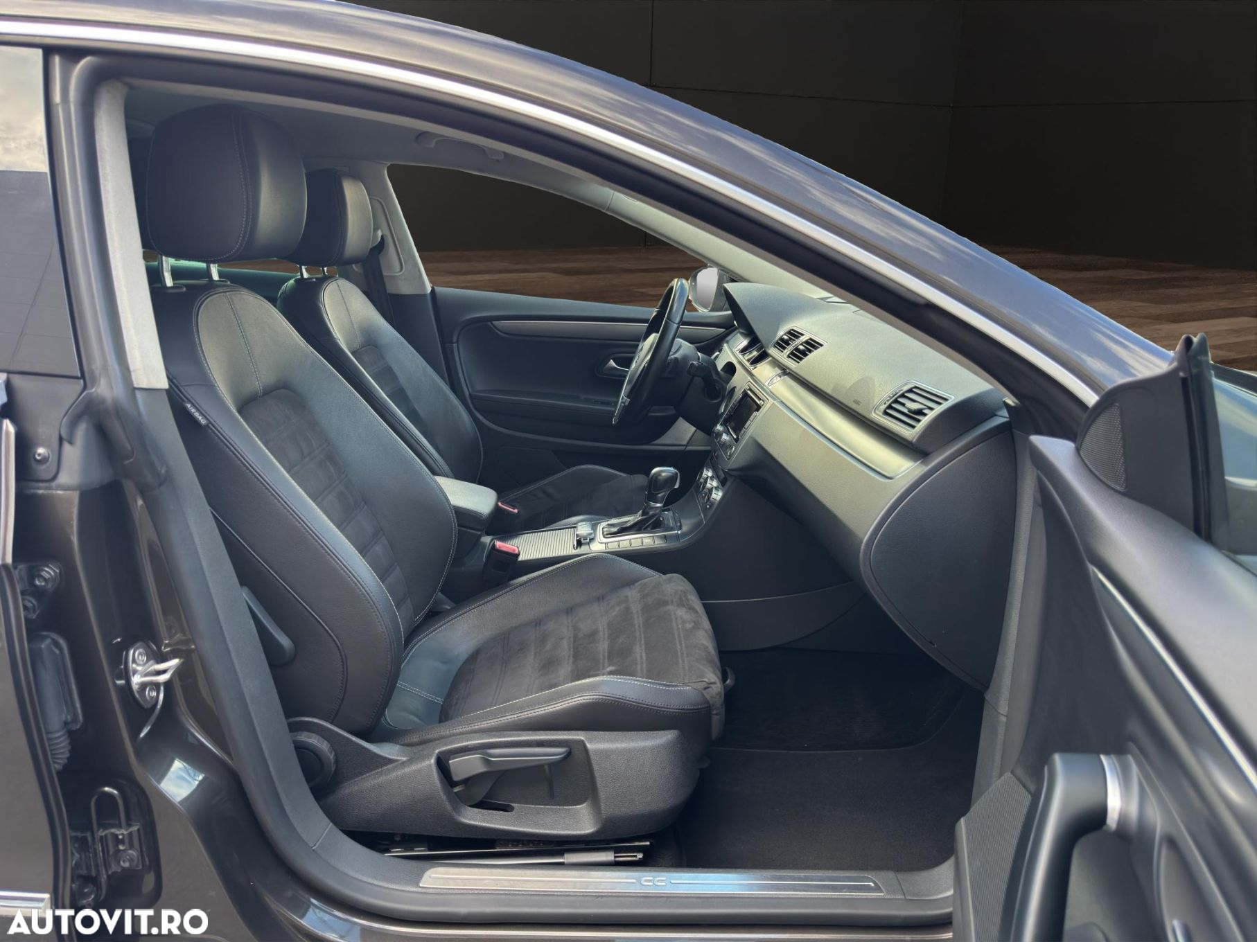 Volkswagen Passat CC - 12